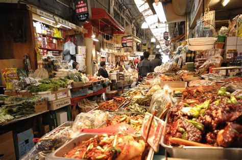 鶴橋駅からコリアンタウン: 異文化の交差点で見つける新たな視点